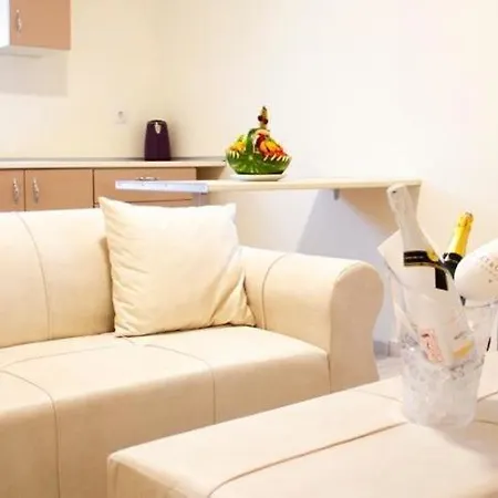 Sebastian 2* ビテツ