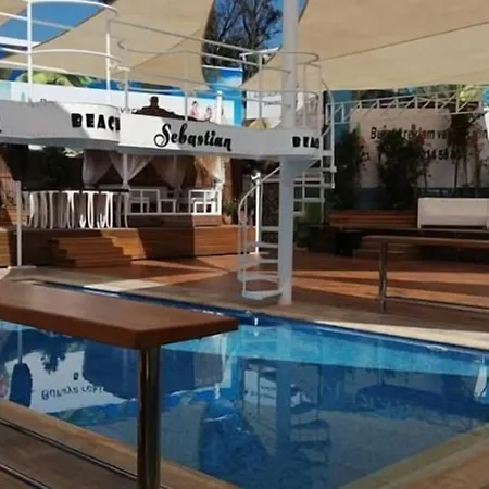 אתר נופש Sebastian 2*